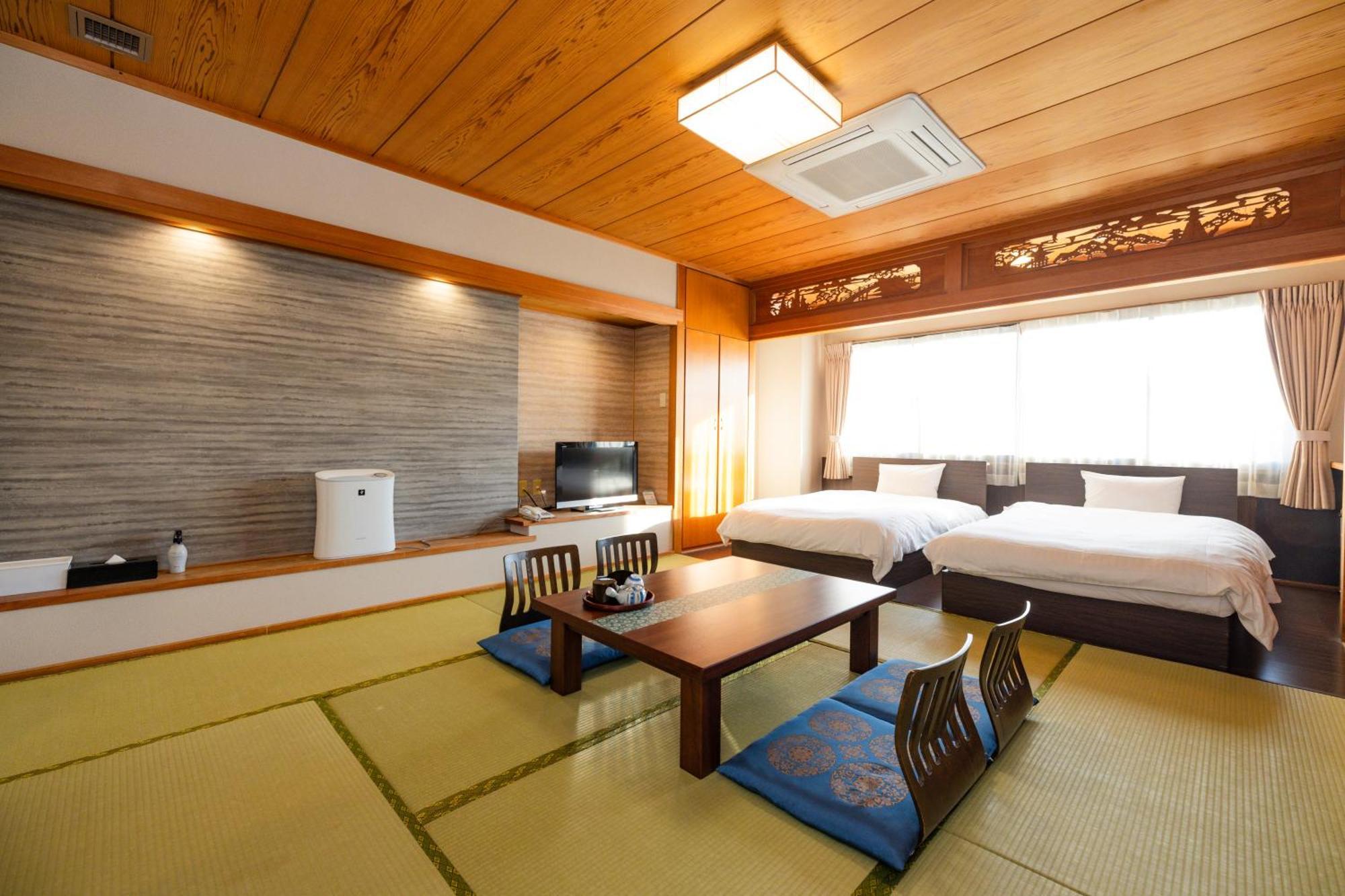 Hotel Takasago Коті Екстер'єр фото