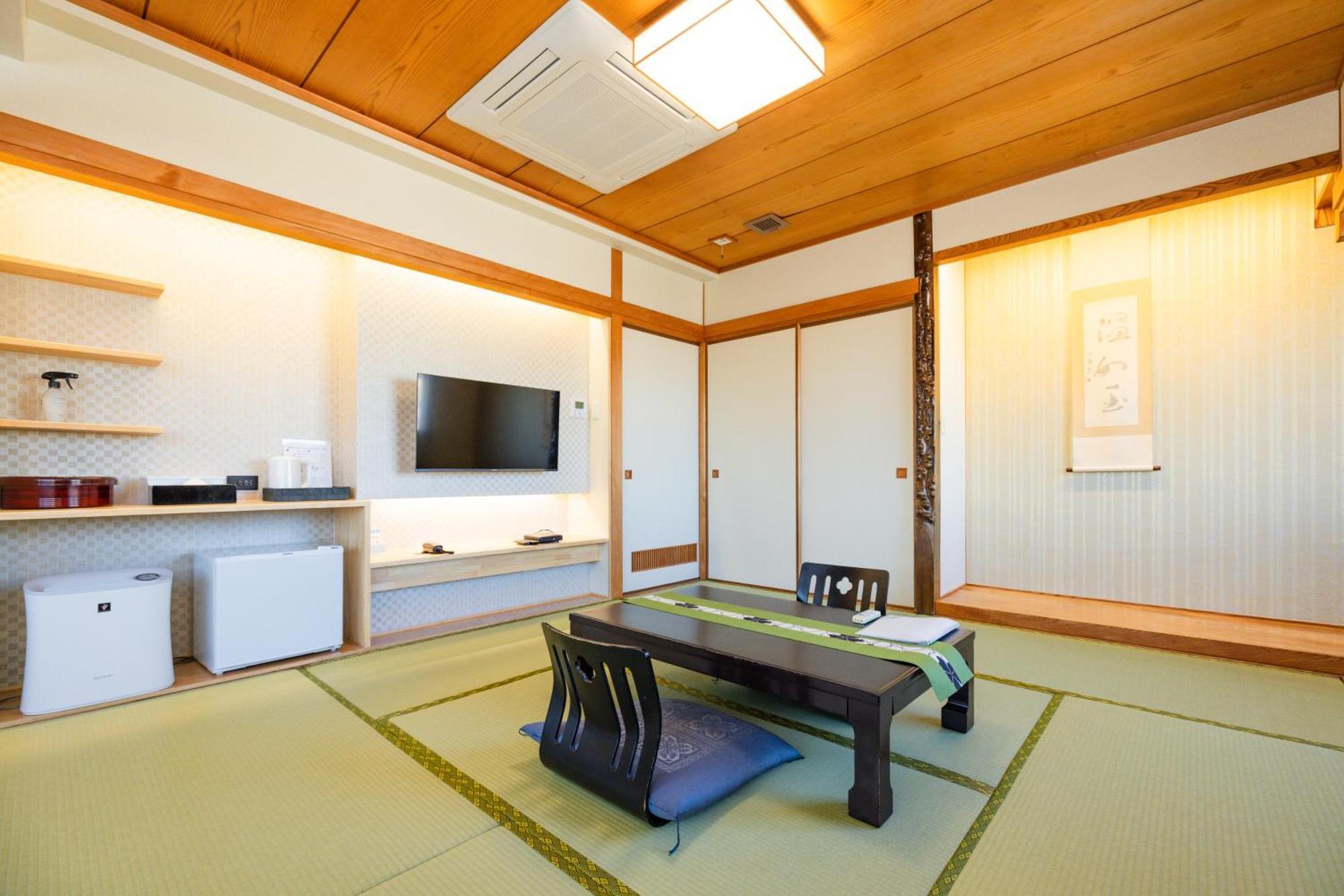 Hotel Takasago Коті Екстер'єр фото