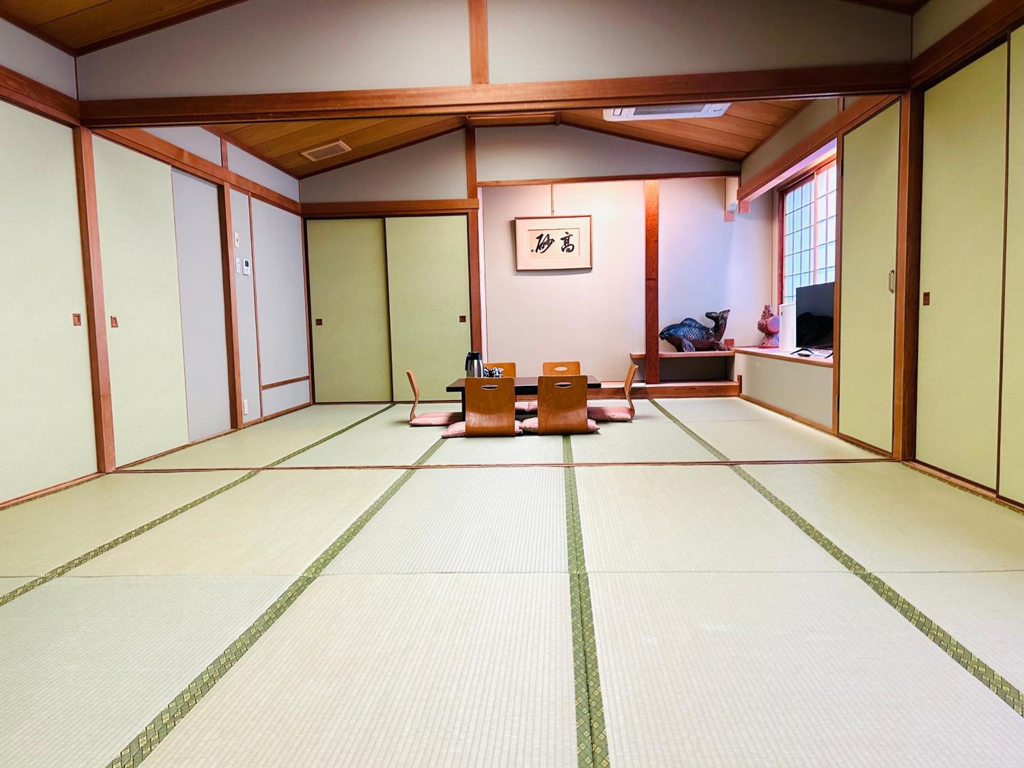 Hotel Takasago Коті Екстер'єр фото