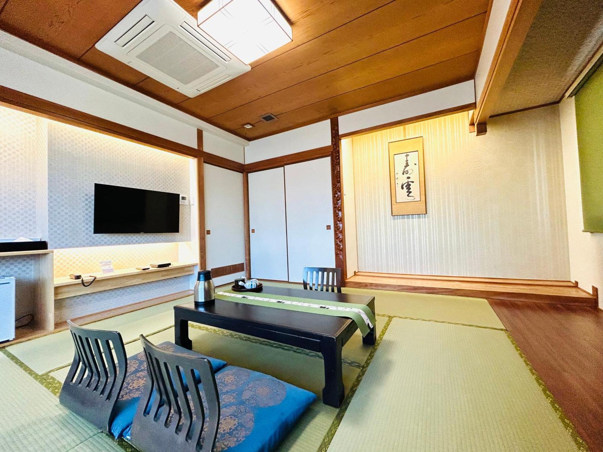 Hotel Takasago Коті Екстер'єр фото
