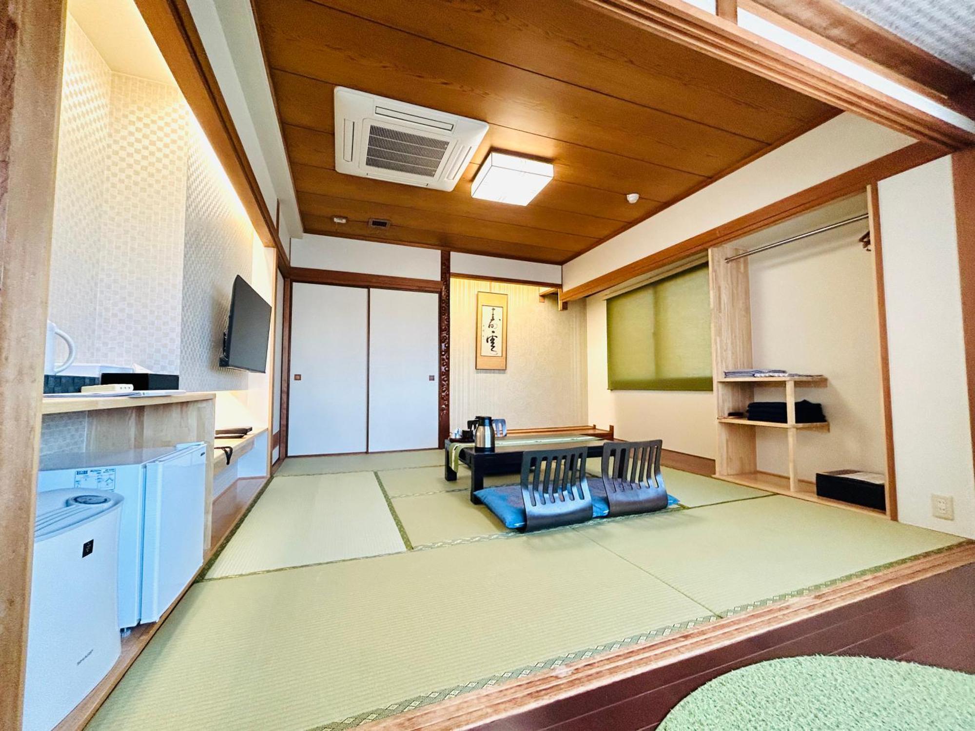 Hotel Takasago Коті Екстер'єр фото