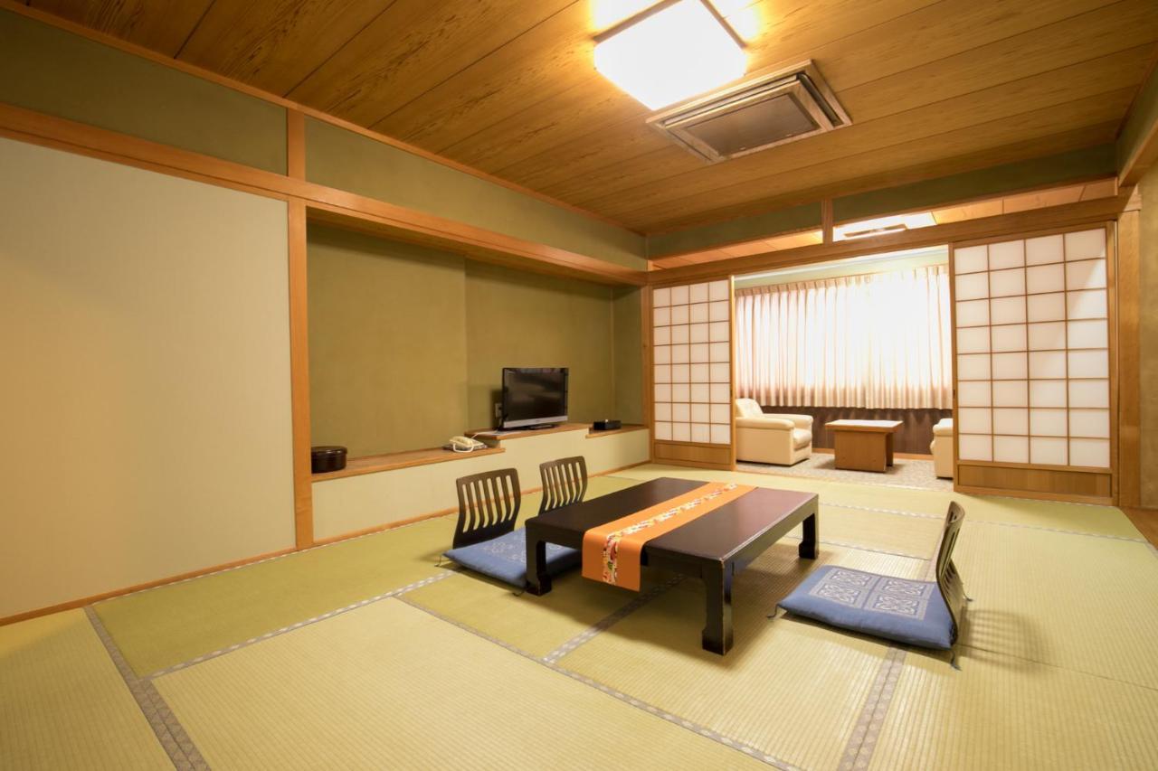 Hotel Takasago Коті Екстер'єр фото